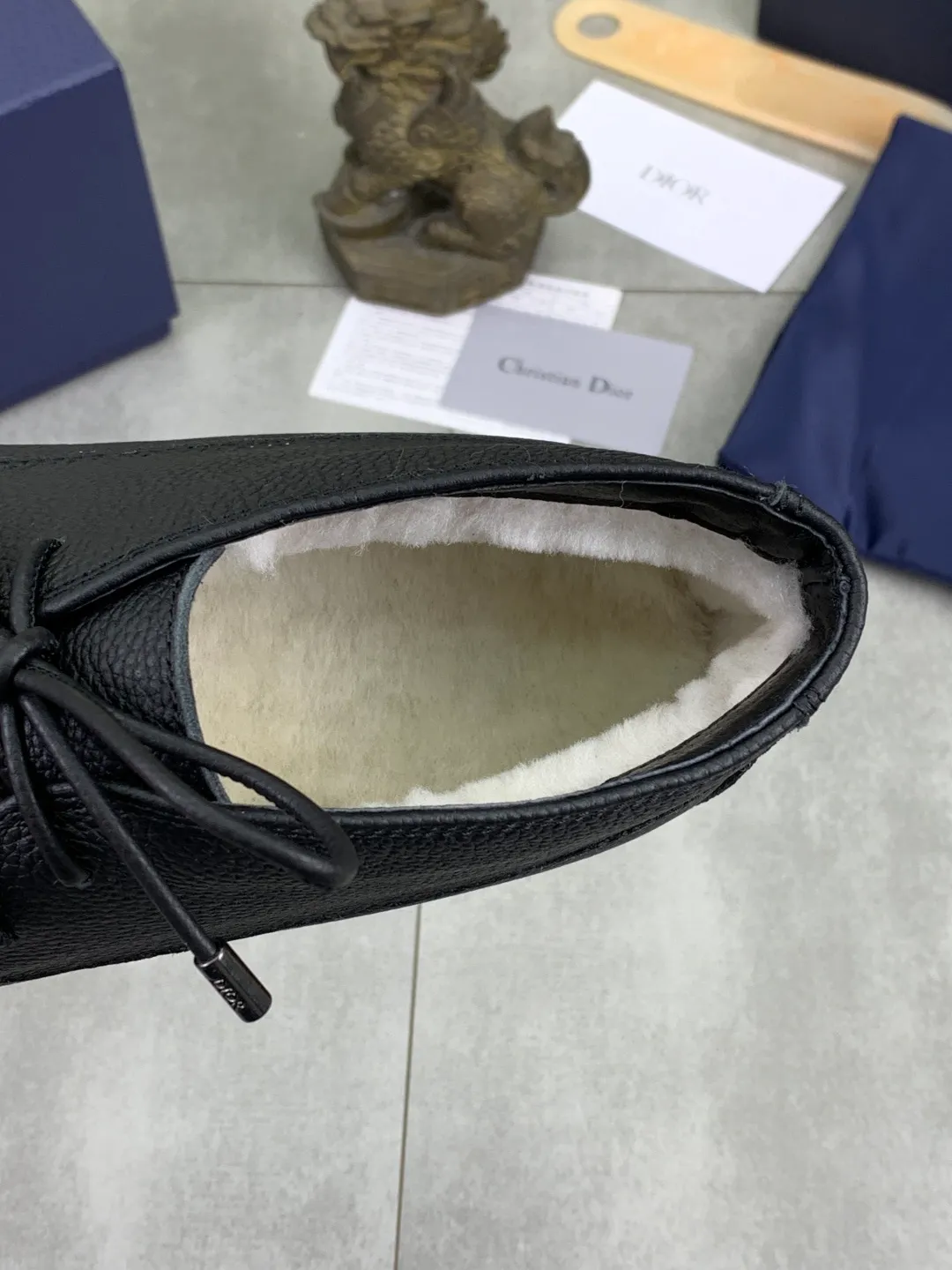 Men's men's shoes 💰P580 new style wool lining 💰high version 💎💎💎Dior original version! Top Italian purchasing agent! Men's high-top business casual leather shoes, original imported calfskin upper, ultimate texture, gentleman style, warm real wool lining inside, top-quality original Italian rubber outsole, first-class workmanship, top quality! Size: 39-44 (45 customized)